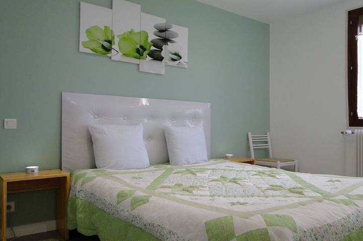 Apartamento entero, Rose Montagnes du Jura avec Spa et Sauna in Foncine-le-Haut, Parc naturel régional du Haut-Jura