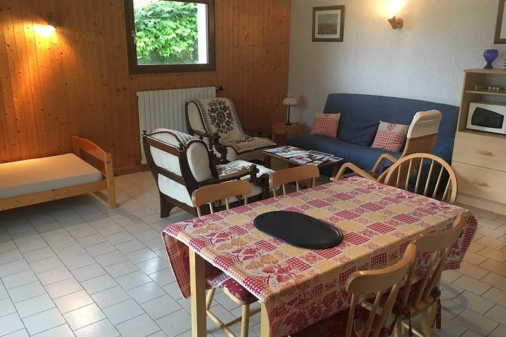 Apartment in the mountains and near Lake Annecy in Saint Ferréol, Région d'Annecy
