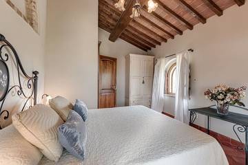 Agriturismo per 4 Persone in Casole d'Elsa, Siena e dintorni, Foto 3