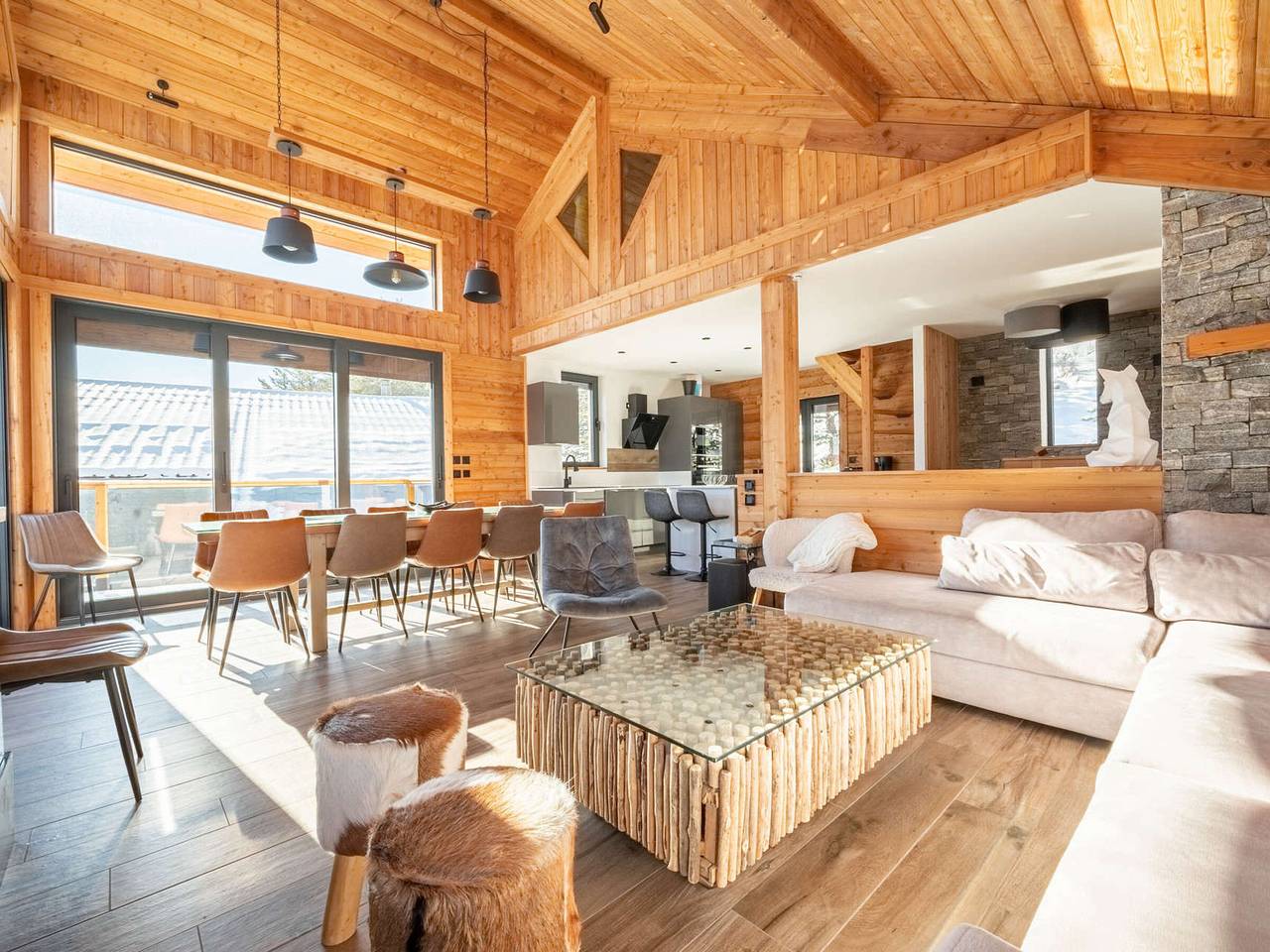 Chalet Lumière : magnifique chalet prestige, 16 personnes, lits faits à l'arrivée, proche de la télécabine, à Pra Loup in Pra-Loup, Uvernet-Fours