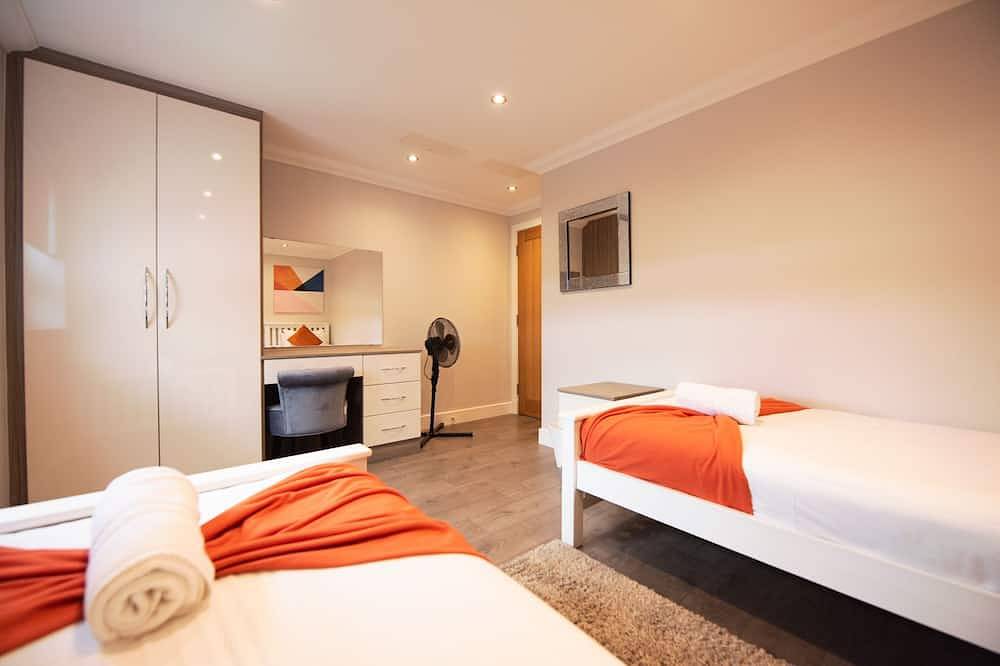 Entire apartment, Malthouse Court - Superior 2-Bed w/ Balcony in Reading, Berkshire