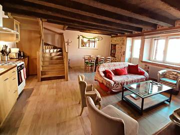 Gîte pour 5 personnes, avec sauna, animaux acceptés à Roussines
