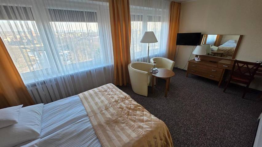 Hôtel pour 2 personnes, avec vue et terrasse, animaux acceptés à Piła - 4