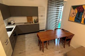 Ferienwohnung für 8 Personen, mit Balkon und Garten in Ancona