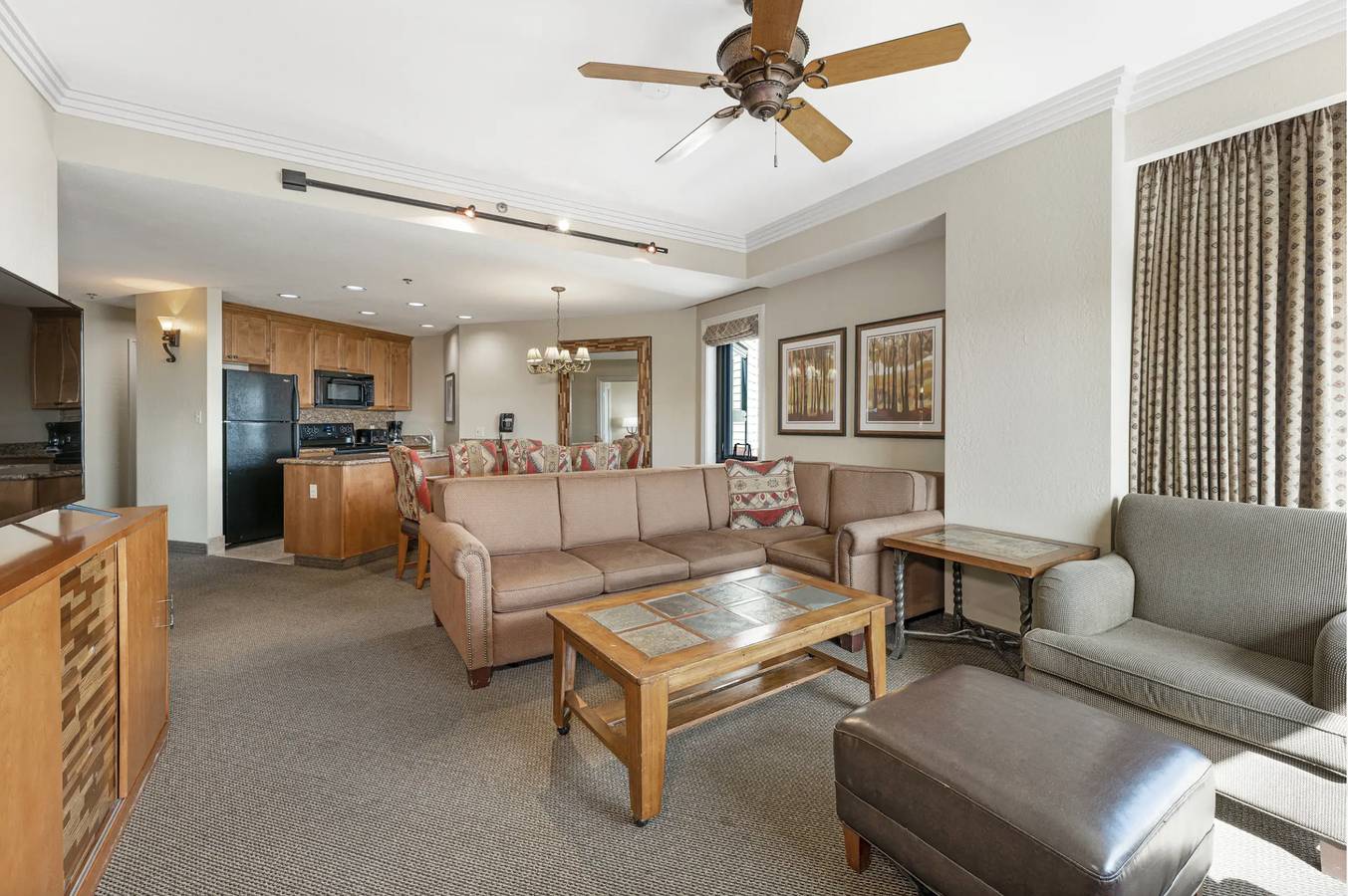 Enjoy the Ridge Tahoe Two-Bedroom Lock-Off for a family of 6 in Kingsbury, Heavenly
