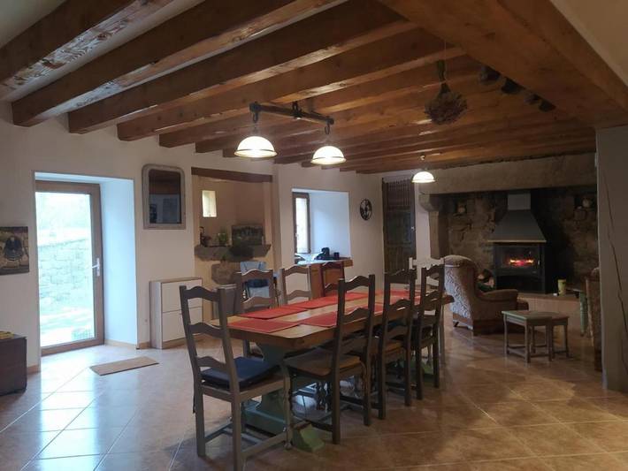 Location de vacances pour 7 personnes, avec terrasse et jardin à Grandrieu (Lozère) - 4