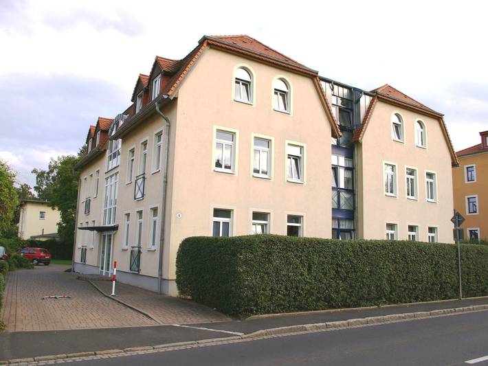 Ferienwohnung für 4 Personen, mit Balkon und Garten in Prohlis