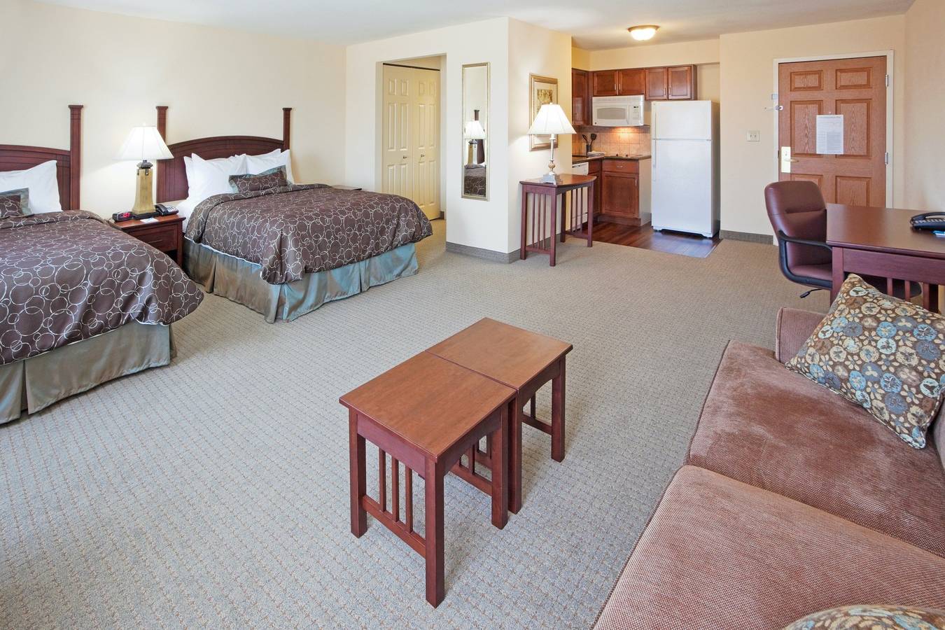 Estudio entero, Staybridge Suites Quantico - Stafford in Aquia Harbour, Northern Virginia