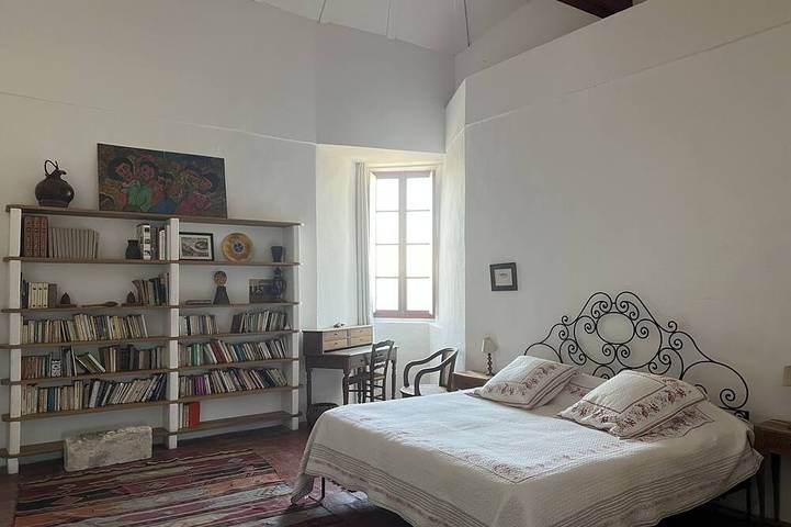 Château pour 9 personnes, avec jardin dans le Gard - 4