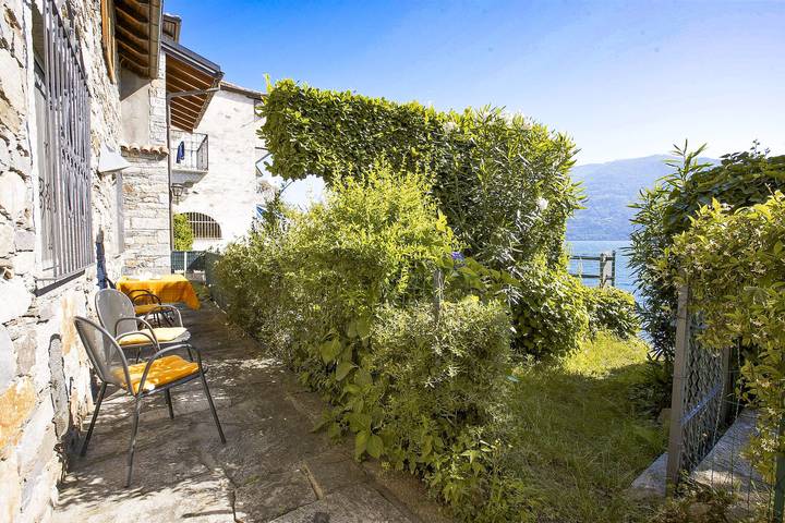 Ferienhaus für 3 Personen, mit Ausblick und Terrasse sowie Garten und Seeblick, mit Haustier am Lago Maggiore - 4