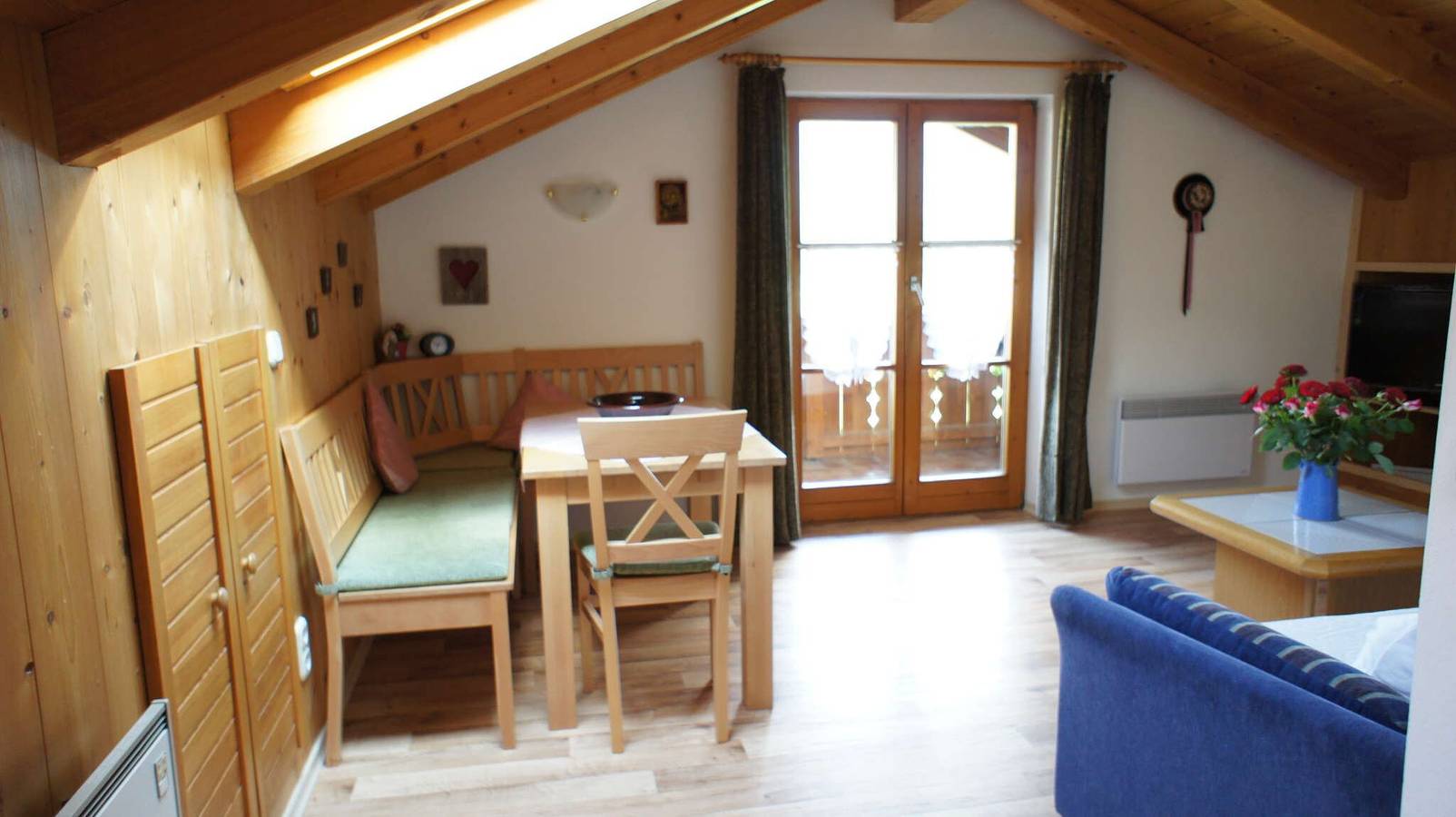 Ganze Wohnung, Ferienwohnung 'Kramerblick' mit Bergblick und Balkon in Grainau, Eibsee