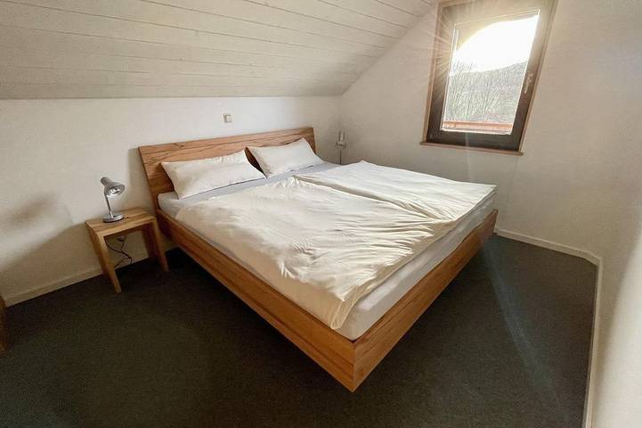 Ferienhaus für 4 Personen, mit Sauna und Balkon sowie Garten in Hilders - 2