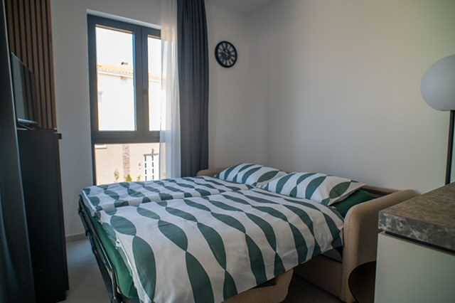 Appartement entier, Appartement de vacances pour 2 personnes avec balcon/terrasse in Zidarici, Krk