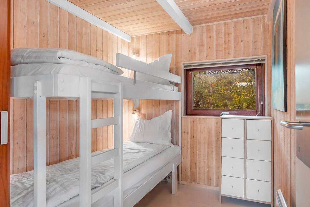\"Esbern\" - 3.7km from the sea in Esbjerg, Wadden Sea National Park