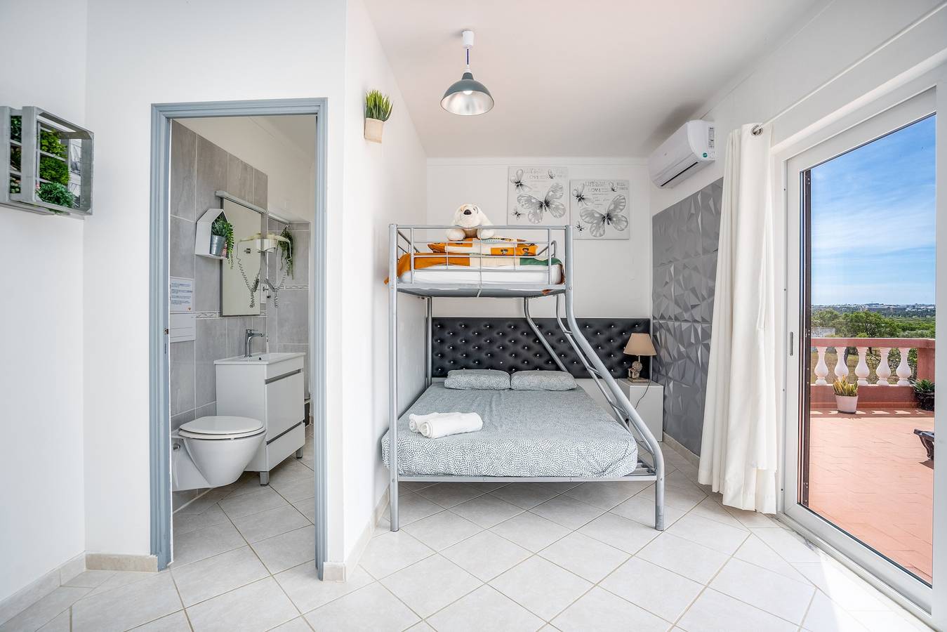 Quarto "Rocha" com piscina partilhada, Wi-Fi e ar condicionado in Pêra, Alcantarilha e Pêra