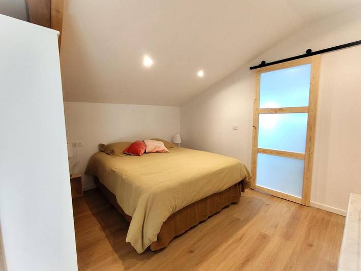 Gîte pour 4 personnes, avec vue et vue sur le lac ainsi que terrasse et jardin à Baurech - 4