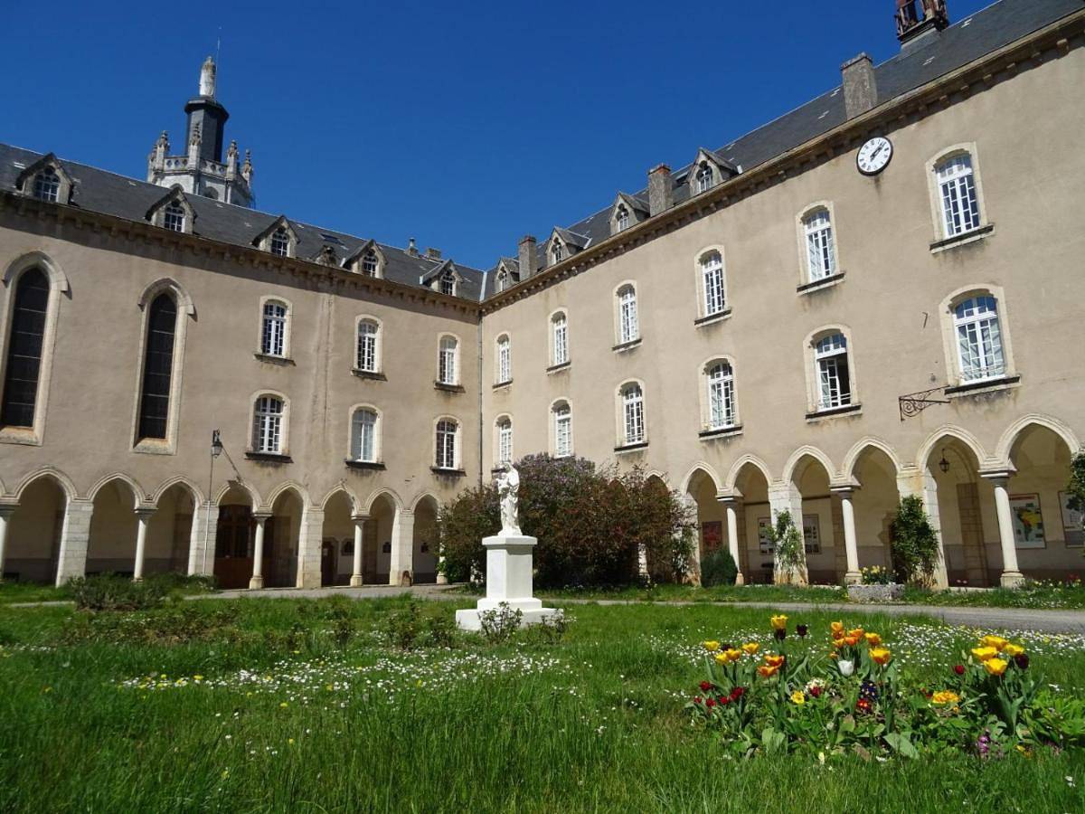 Le grand couvent de Gramat in Gramat, Quercy