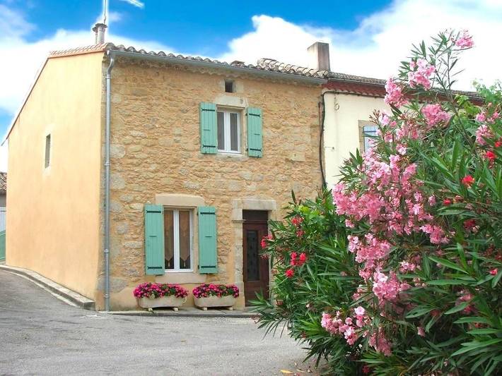 Gîte pour 5 personnes, avec terrasse dans Lauragais