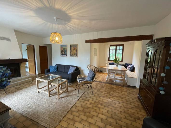Gîte pour 8 personnes, avec piscine à Cénac-et-Saint-Julien - 2