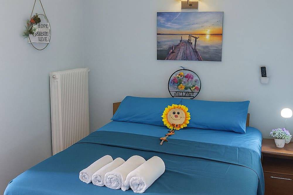 Geheel appartement, Experience Comfort in our Newly Remodeled 5A in Lesbos