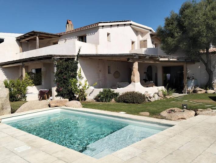 Ferienhaus für 3 Personen, mit Pool und Terrasse sowie Ausblick