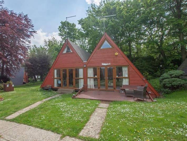 Chalet für 6 Personen, mit Ausblick und Pool sowie Kinderpool und Garten - 1