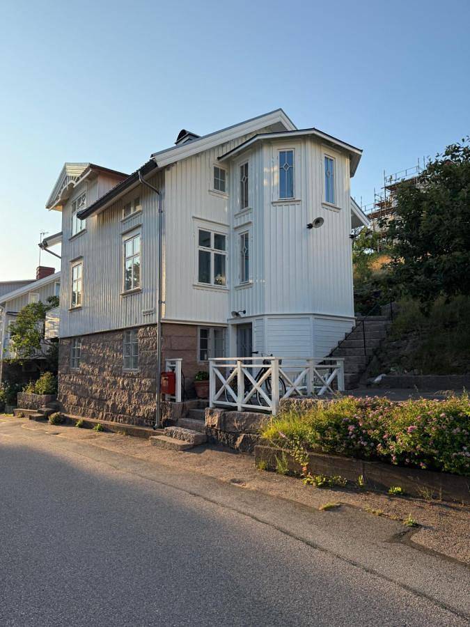 Ferienwohnung für 4 Personen, mit Terrasse in Kungshamn