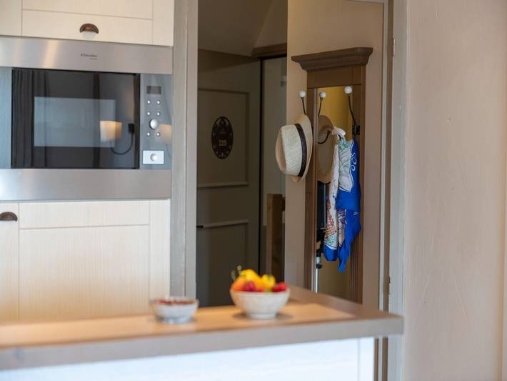 Gîte pour 6 personnes, avec piscine ainsi que balcon et sauna, adapté aux familles à Houlgate - 4