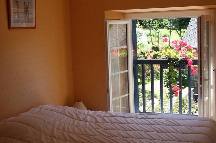 Location de vacances pour 10 personnes, avec jardin à Évran - 4