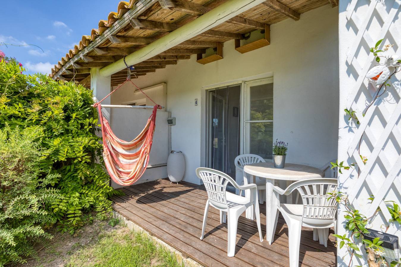 'Mas Des Cypres - Mazet 4' avec terrasse privée, jardin partagé et Wi-Fi in Saintes-Maries-de-la-Mer, Côte méditerranéenne (France)
