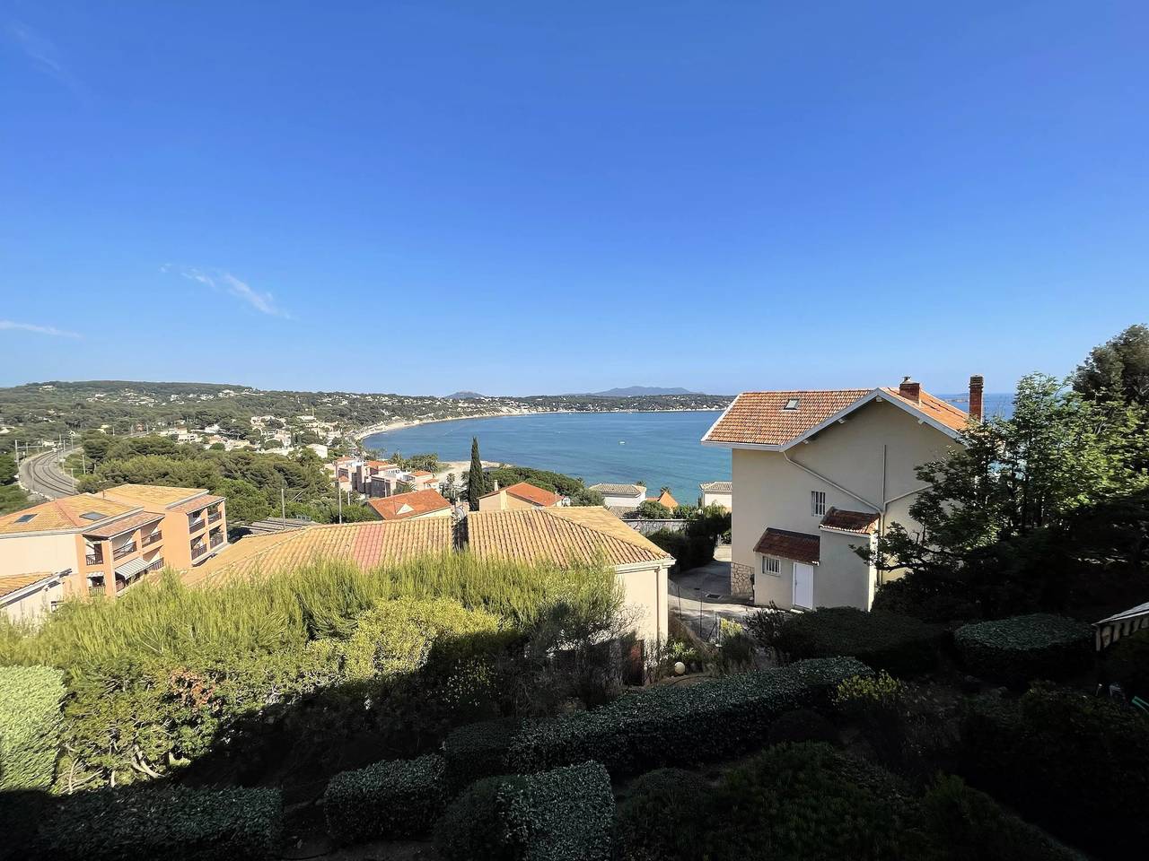 Appartement entier, Appartement vue mer 2 pièces 4 personnes - Budget in Bandol, Côte méditerranéenne (France)