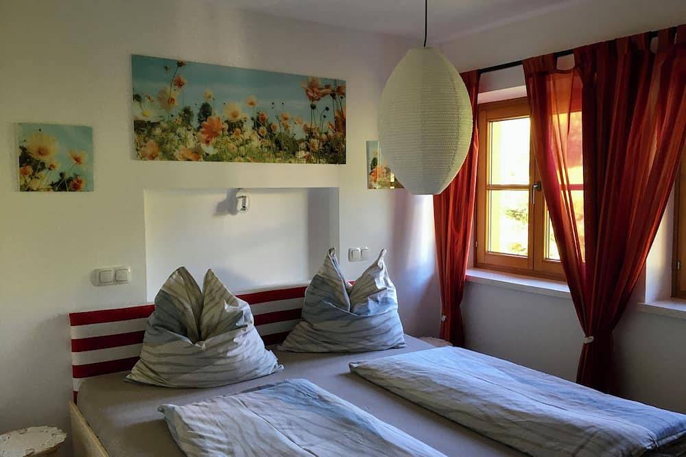 Ganze Wohnung, Komfortable Ferienwohnung mit Charme. Optimal für Familien, Paare und Freunde in Bad Goisern am Hallstättersee, Totes Gebirge