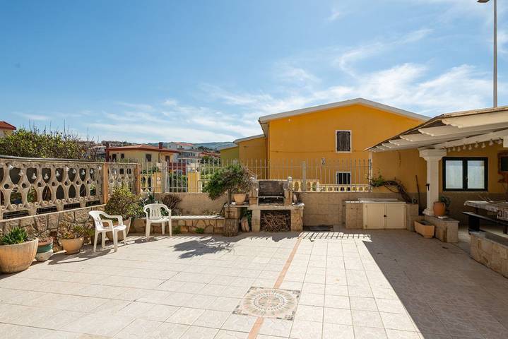 Appartamento intero, Quadri Tramonto in Lu Bagnu, Castelsardo