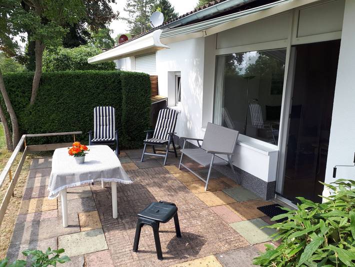 Bungalow für 4 Personen, mit Terrasse und Garten im Teutoburger Wald
