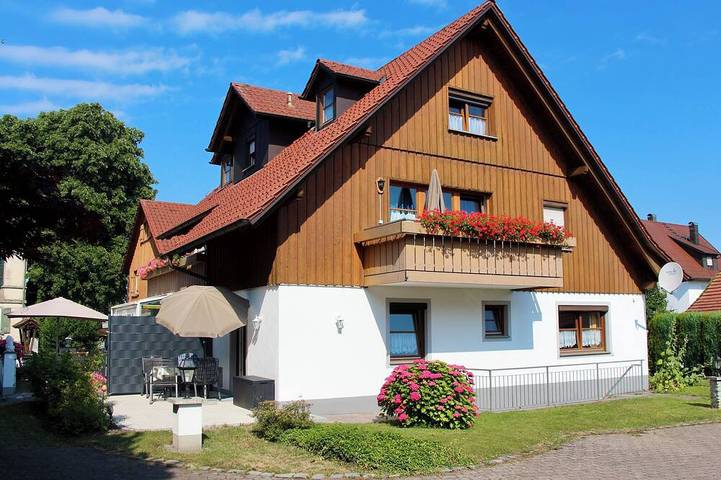 Ganze Wohnung, Gästehaus Reutemann Wg2 - Gemütliche Ferienwohnung in ruhiger zentraler Lage in Strandbad Nonnenhorn, Nonnenhorn
