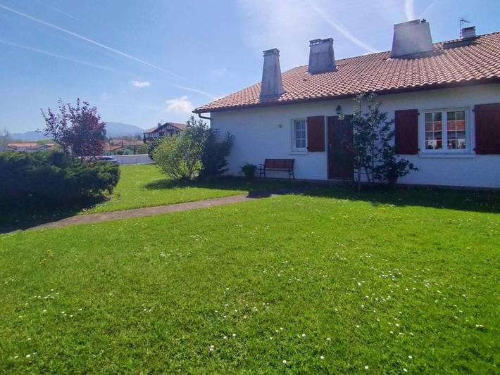 Gîte pour 2 personnes, avec jardin et terrasse à Larressore - 4