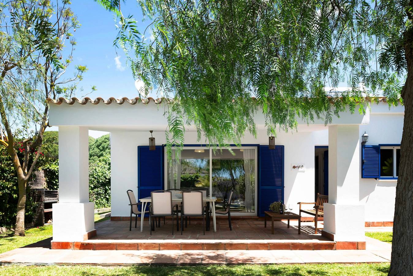 Villa 'Amura - Solo Familias' con piscina privada, Wi-Fi y aire acondicionado in Conil de la Frontera, Costa de la Luz