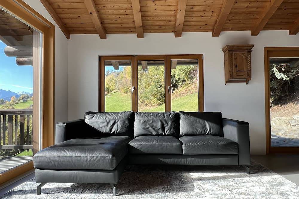Chalet mit herrlichem Blick, 6 Personen, mit Sauna! in Laax Dorf, Laax
