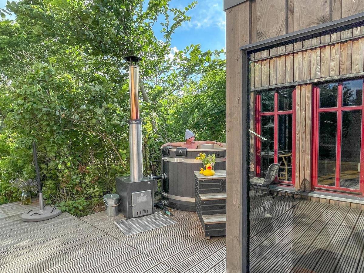 Traumhaff Lotsen Romantik-Ostsee mit Kamin, privates Nordicspa und Boot in Rieth am See, Luckow