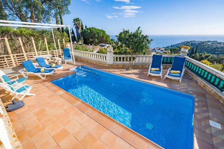 Maison de vacances pour 6 personnes, avec jardin ainsi que piscine et terrasse - 1