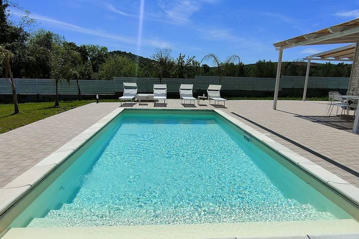 Detached villa with swimming pool and sauna in Giano Vetusto, Provincia de Caserta