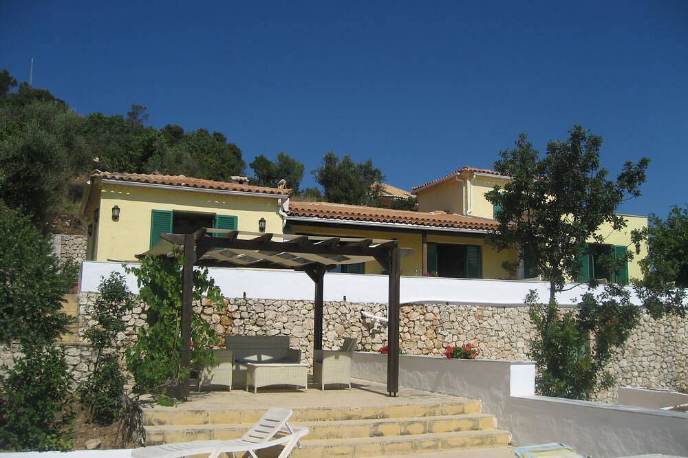 Casa vacanza a Zante a partire da 656€ a notte