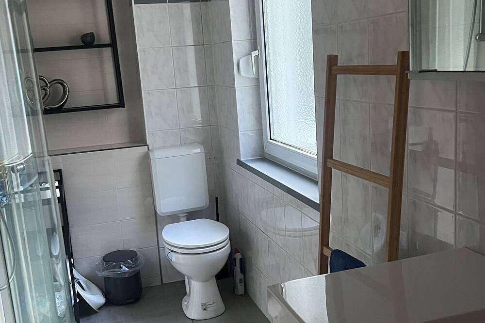 Großzügiges Ferienhaus im Spreewald mit Privatsteg, großem Garten | 16+ Personen in Märkisch Buchholz, Dahme-Seengebiet