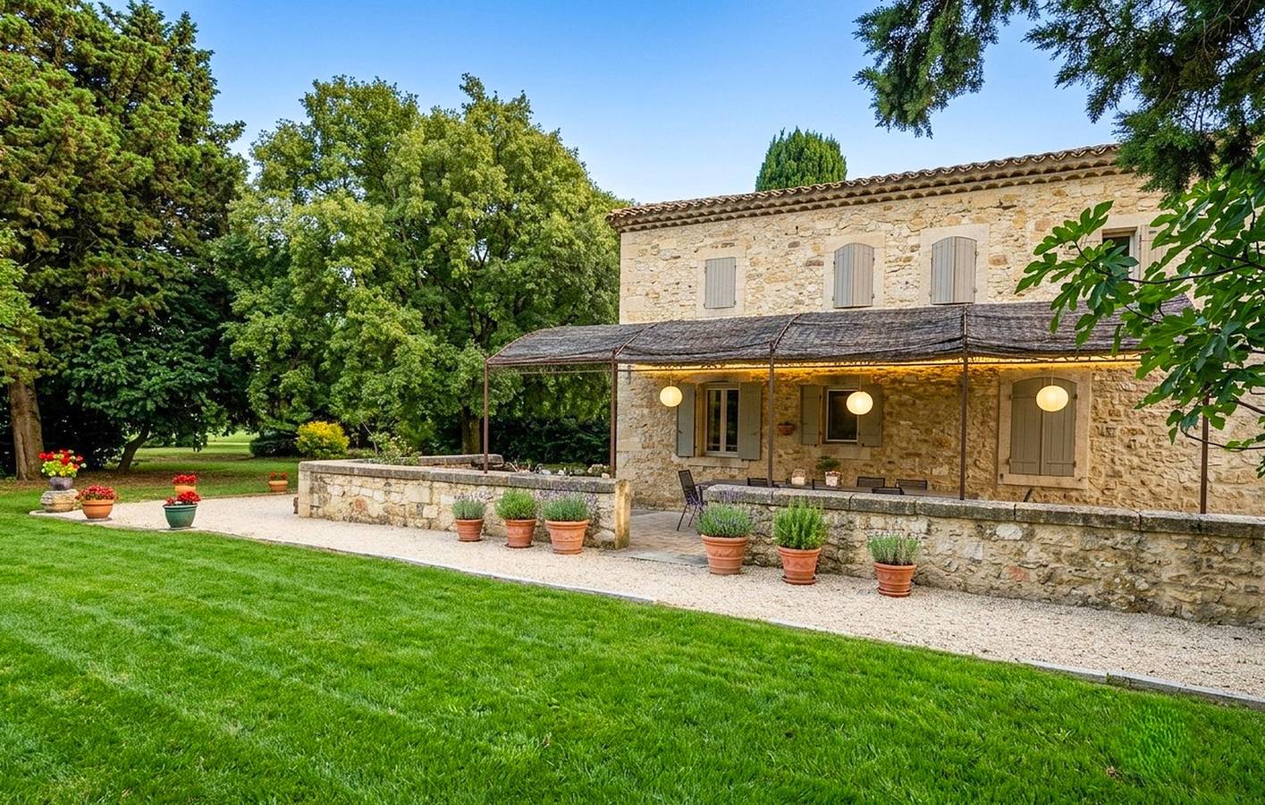 Encantador piso de 150 m² con piscina cerca del centro de Monteux in Monteux, Vaucluse
