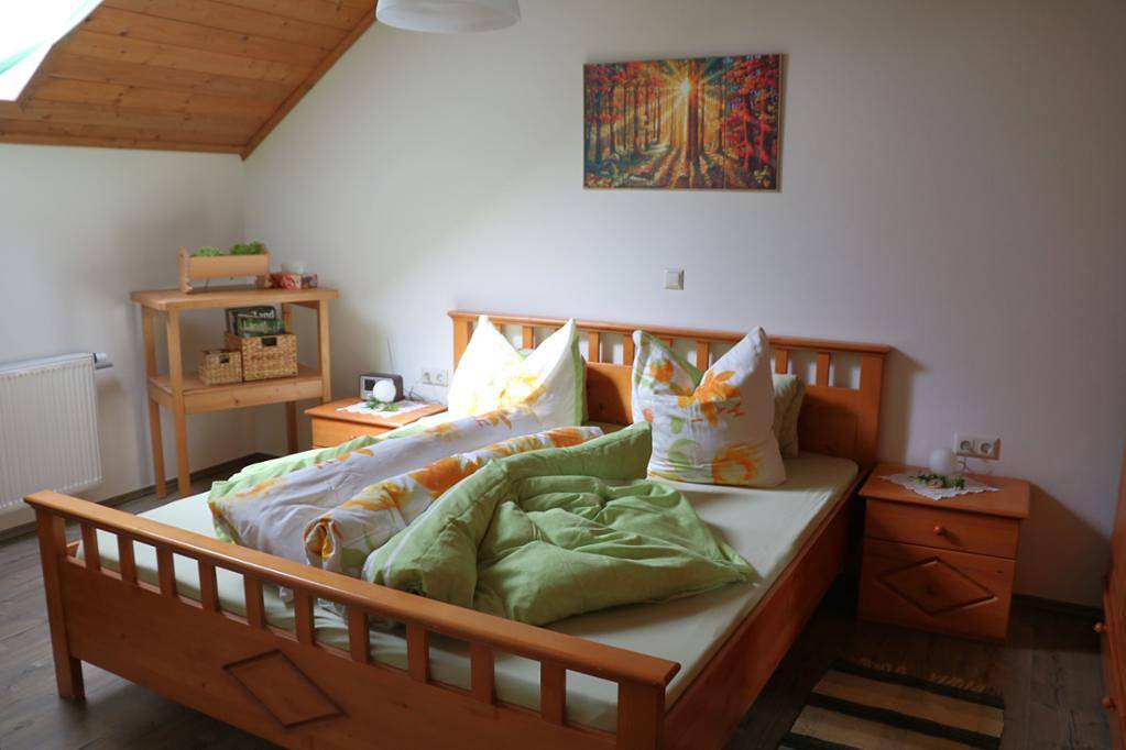 Ganze Wohnung, Urlaub am Bauernhof Familie Haunschmid - Ferienwohnung Ötscherblick (60 qm) mit eigenem Eingang in Ardagger, Mostviertel Region