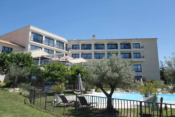 Hôtel pour 2 personnes, avec jardin et sauna ainsi que jacuzzi et piscine, animaux acceptés à Saint-Clair (Ardèche)