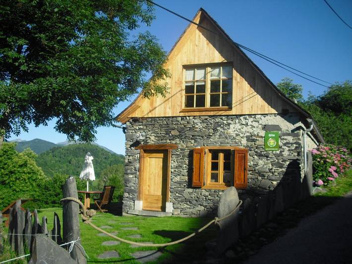 Gîte pour 2 personnes, avec jardin