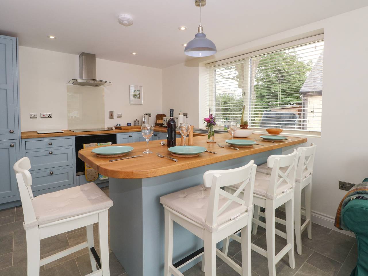 Kestrel in Shocklach Oviatt, Cheshire West and Chester