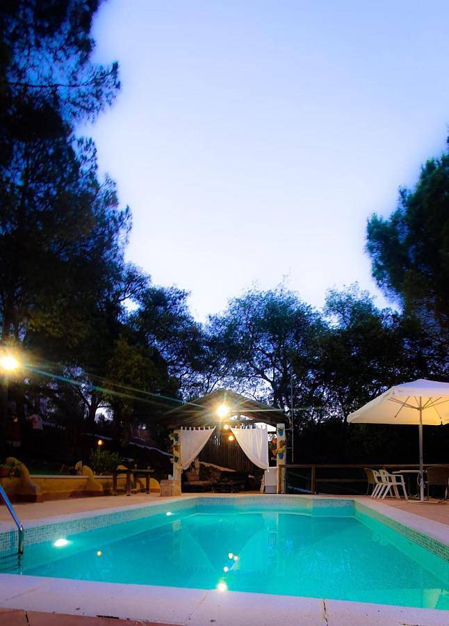 Casa rural para 14 personas, con Terraza y Jardín además de Piscina y Vistas en Paymogo - 3