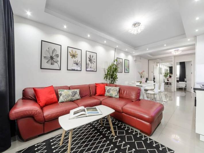 Vacation rental for 8 people, with Balcony/Terrace and Balcony in Warsaw